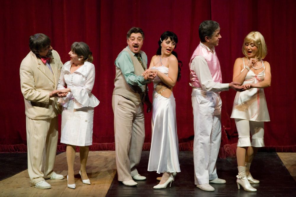 ДАМСКИ ШИВАЧ
